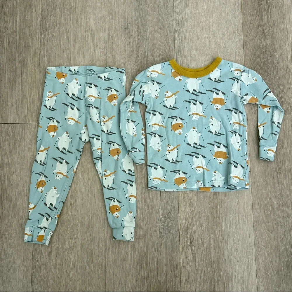 GAP Kids Toddlers Pajama Set Baby Blue Polar Bear Ski Print 100% Organic Cotton